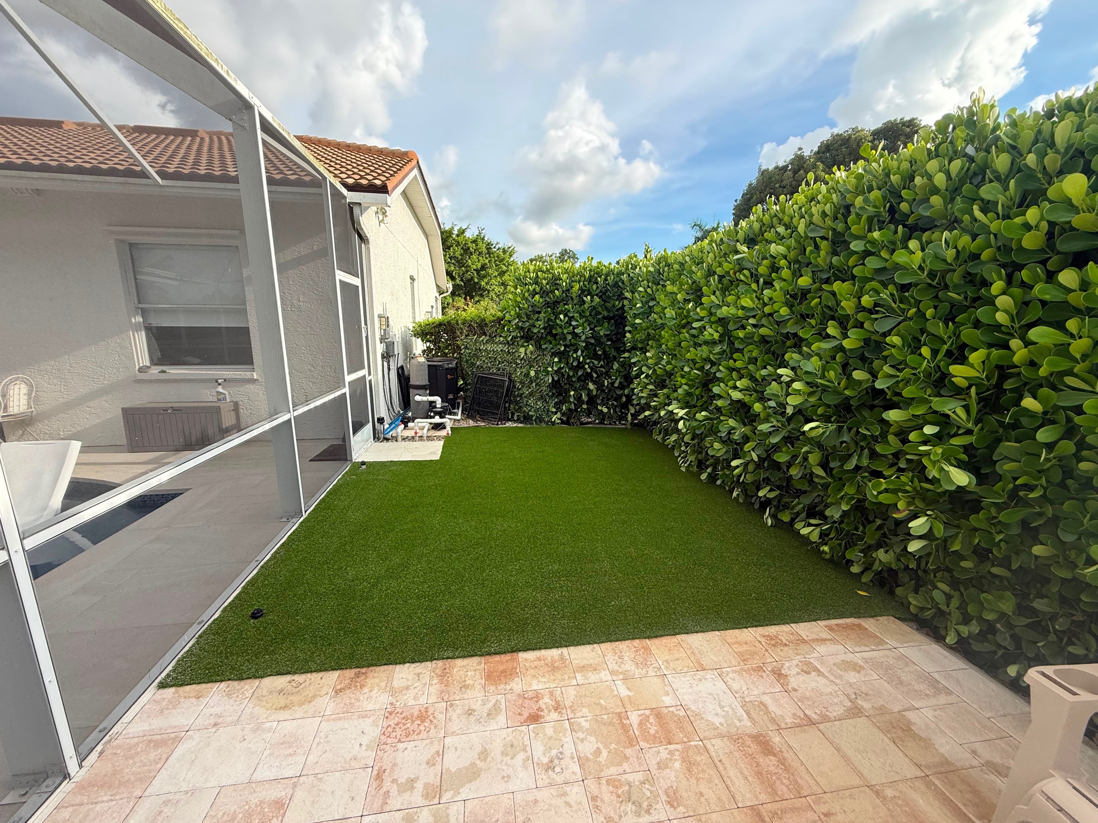 South Florida Side Yard — Completed
